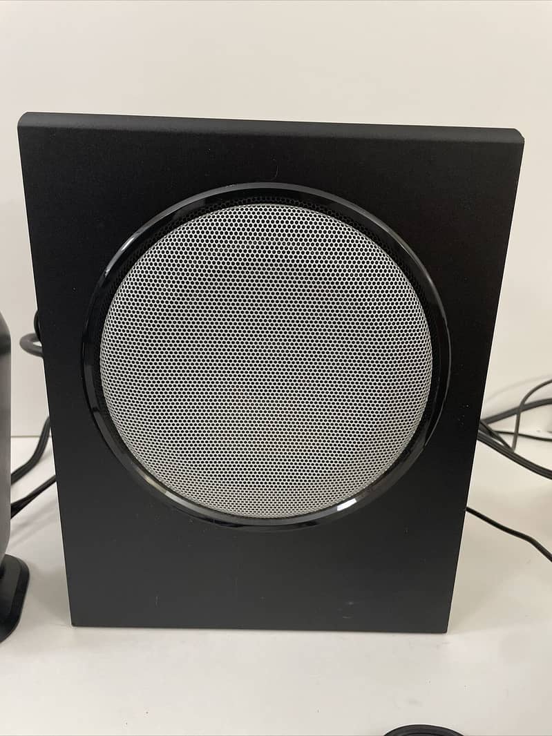 Speaker System (Sound System) Logitech X-530 5.1 4