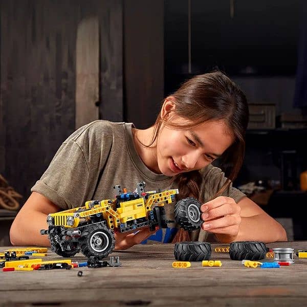 LEGO Technic Jeep Wrangler 4x4 Toy Car 42122 Model Building Kit 9