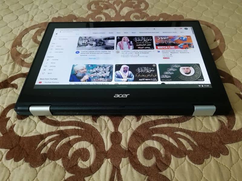 Acer laptop touchscreen Chromebook R11 iPad tablet jesi chrome book 14