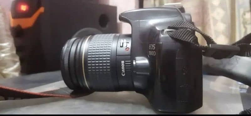 Canon 1200D with 18-55mm lans 75-300mm lans 5