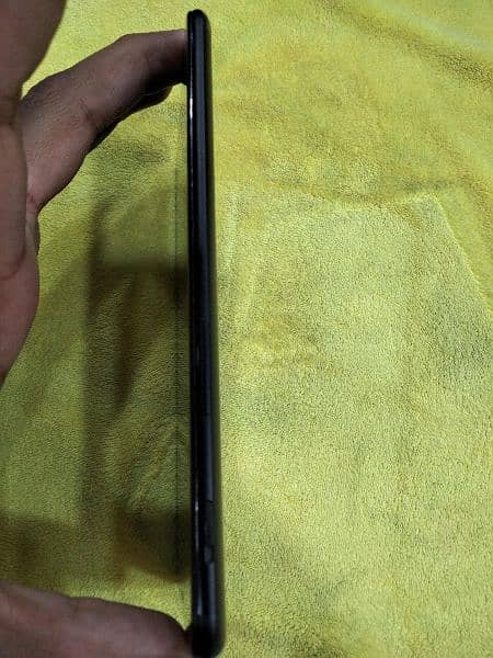 One plus 5T. 8/128 Memory 10/10 New Condition 03007355219 1