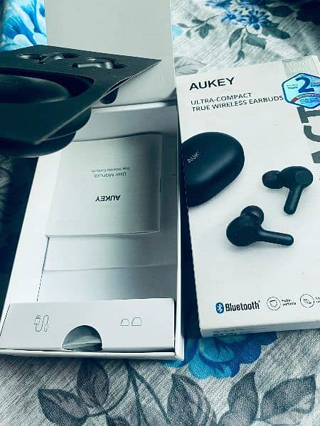 Aukey Ultra Compact True Wireless EarBuds 2