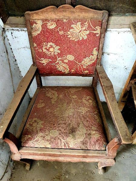 Old chairs with genuine strong wood 3