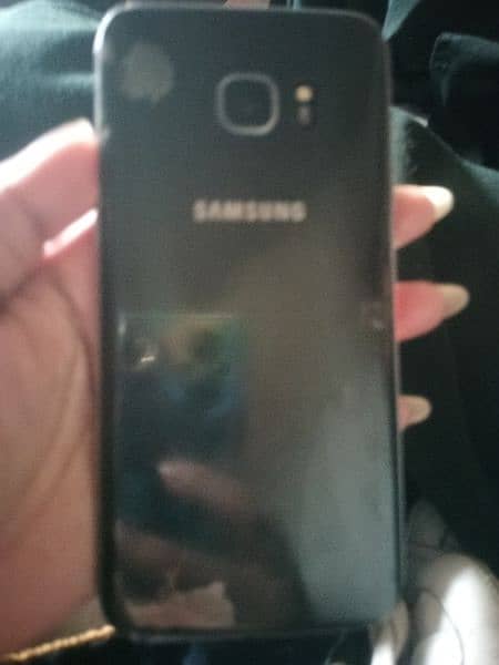 I am selling my s7 edge urgently 0