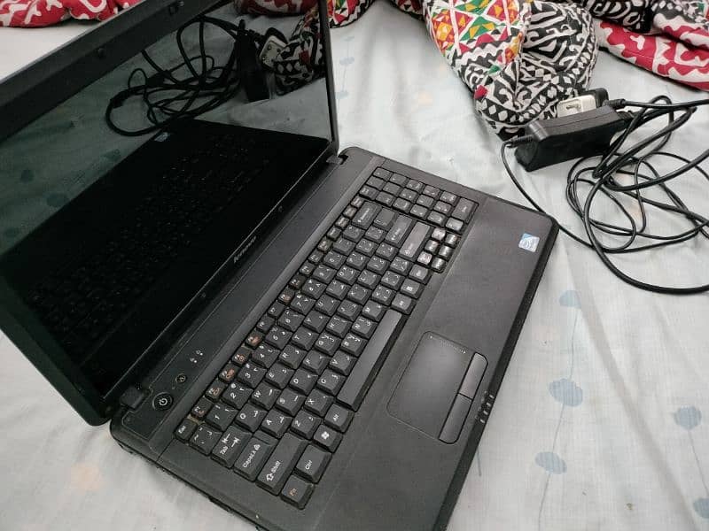 urgently sale Lenovo laptop 3