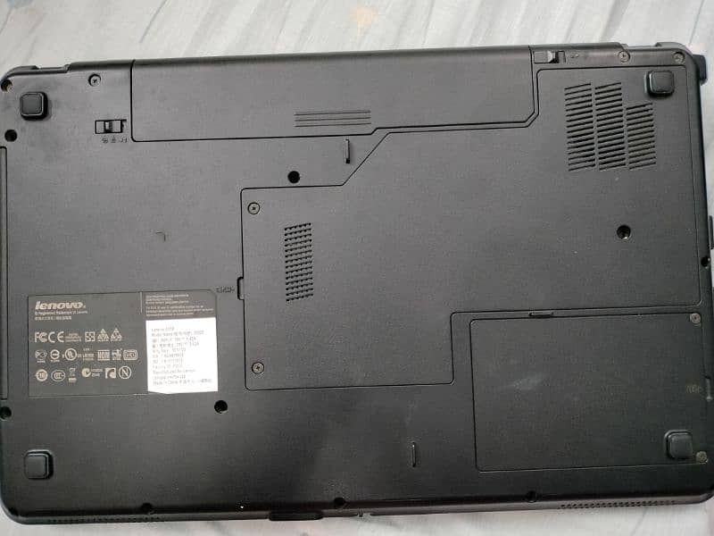 urgently sale Lenovo laptop 5