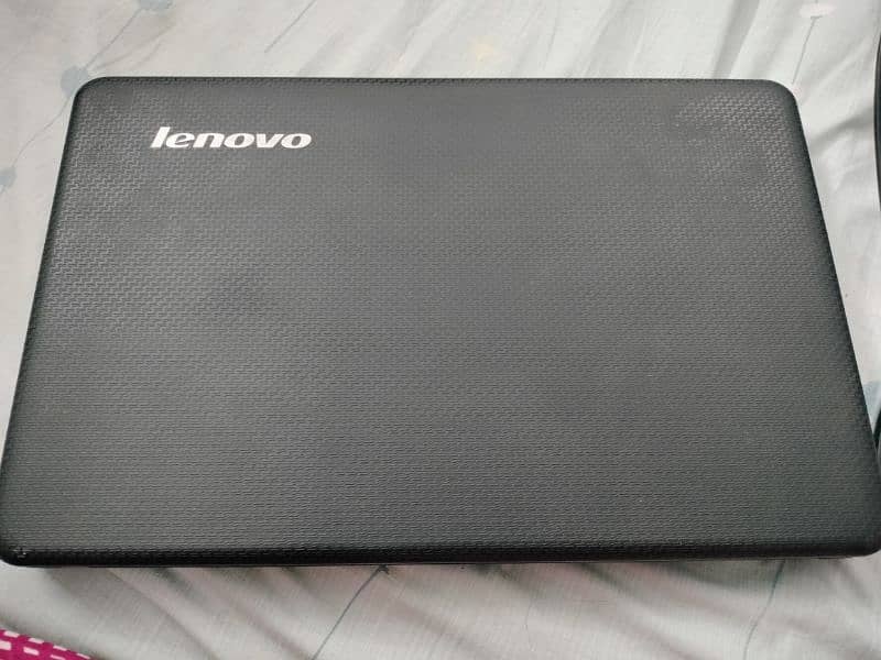 urgently sale Lenovo laptop 6