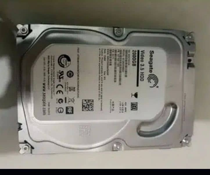 2   T. B Seagate hard drive hdd 0