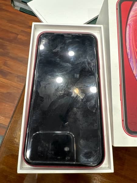 Iphone xr, 8/10 condition PTA Approved - no bargaining Full n final 0