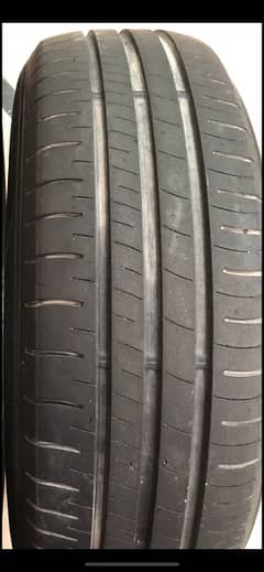 1 Dunlop 195/65/15 Running tyre for sale