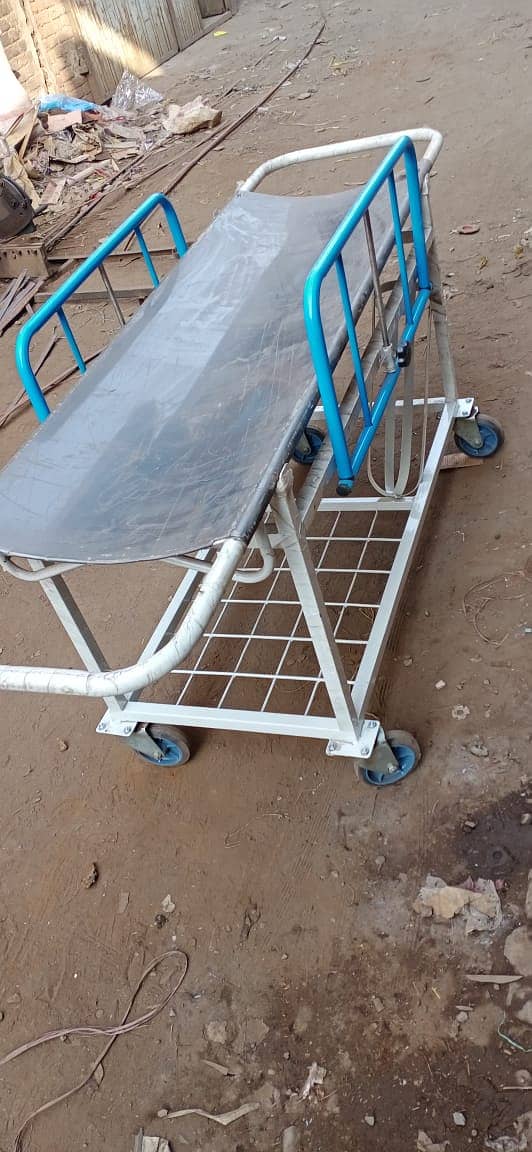 Manufacture of Emergency Crash Cart Medicine Trolley Patient Stretcher 16