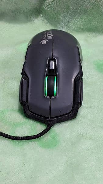 Roccat – Kova Pure Performance Gaming Mouse 4