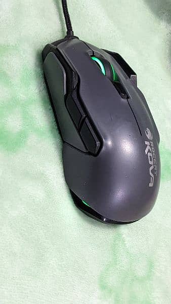 Roccat – Kova Pure Performance Gaming Mouse 8