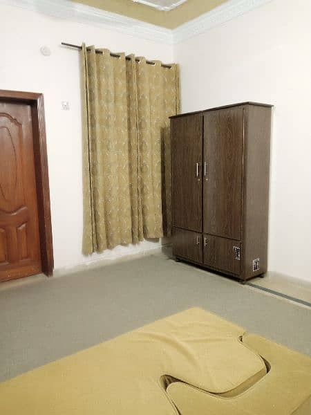 beautiful furnished ac room available on rent for jobian male 13
