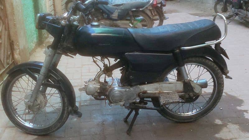 JS 70cc SOHRAB Motorcycle 13