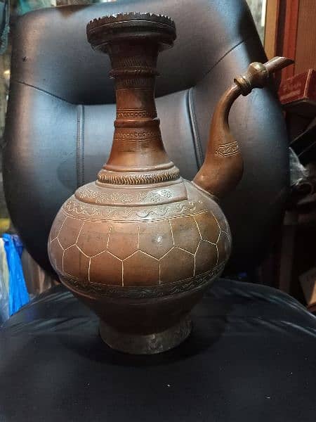 Antique Afghani water pot, made of copper,Weight: 1.75 Kg. Vintage pot 2