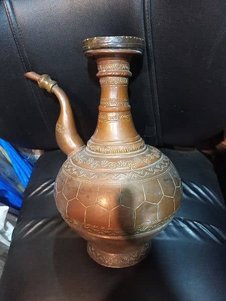 Antique Afghani water pot, made of copper,Weight: 1.75 Kg. Vintage pot 5