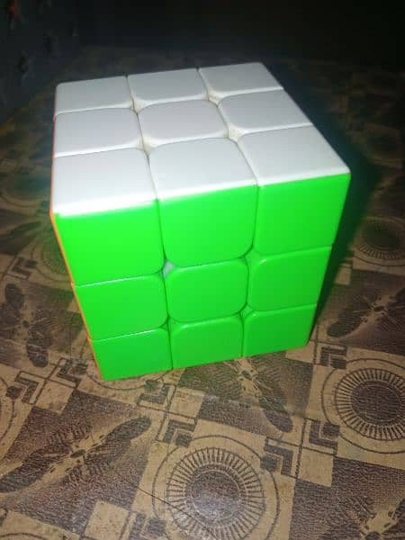 Rubik's cube for sale in new condition urgent sale 1