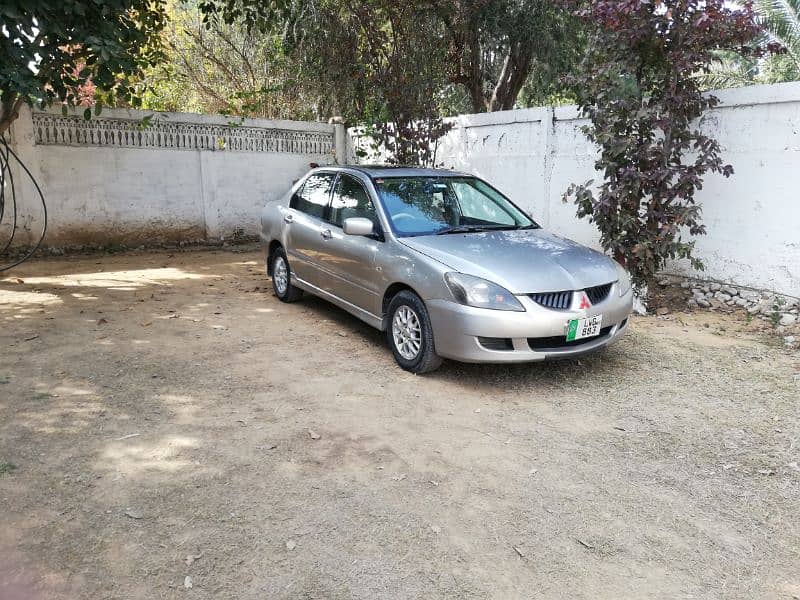 Mitsubishi lancer 1.6 glx Sunroof CVT 4