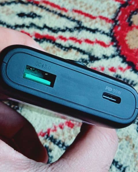 Powerology Powerbank 3.0 35W PD Input/Output Branded 5