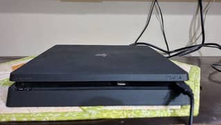 Ps4 (500 gb] with 1 original controller
