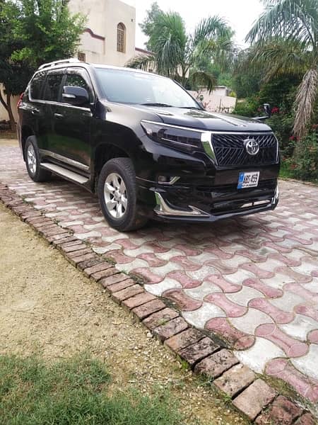 7 Seater For Rent , Apv Honda Brv Every Changan Corolla For Rent 3