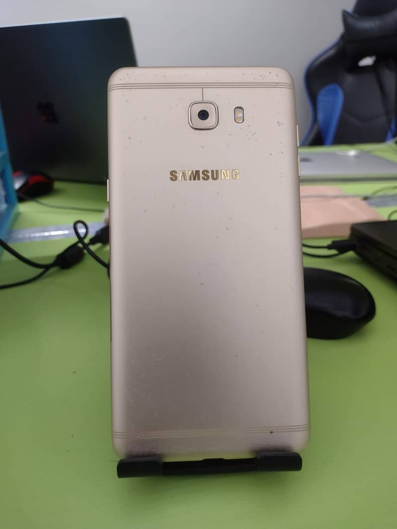 Samsung C9pro 6Gb/64Gb 6