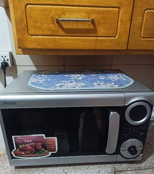 Haier microwave 38 liters for sale 1
