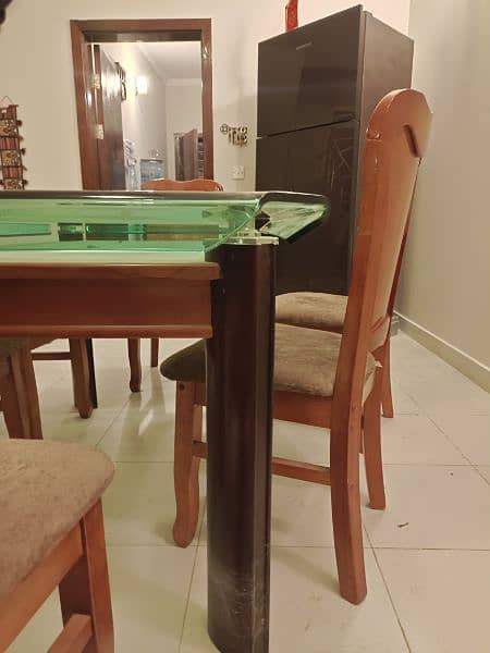 dining table is available for sale 4