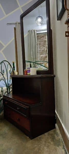 Dressing table 2