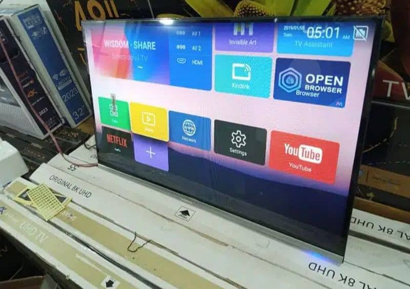 Mega offer 43 smart tv Samsung box pack 03044319412  QR 1