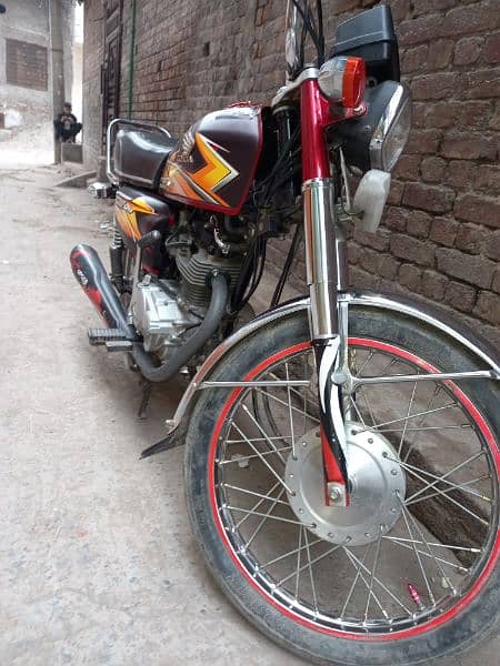 Honda 125 2021 Model Red Colour neat and clean 7