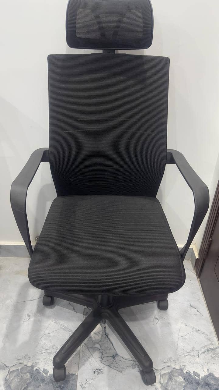 Office computer chair 0