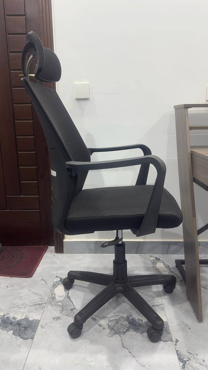Office computer chair 1