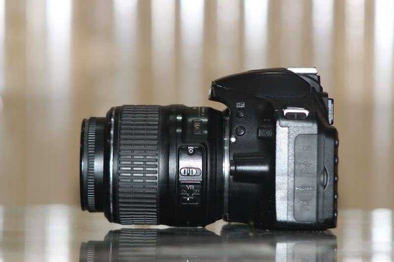 Nikon d3200 fresh piece with kit lens 1