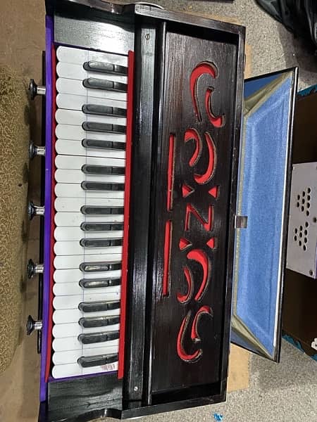 brand new harmonium 7