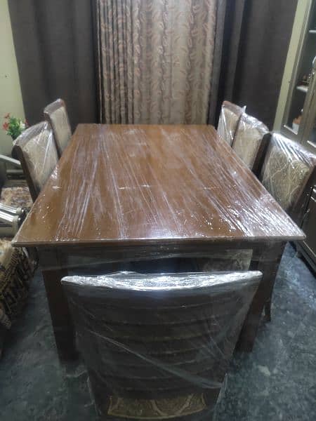 Brand new dining table 0