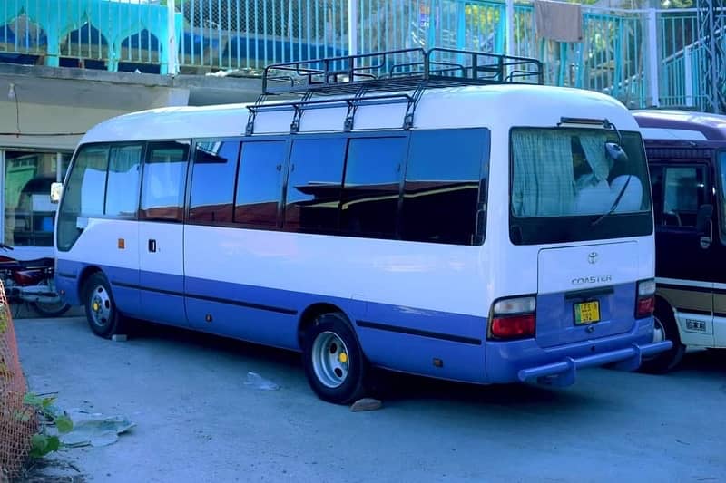 Grand Cabin Hiace For Rent , Coaster For Rent / Rent a Car 6