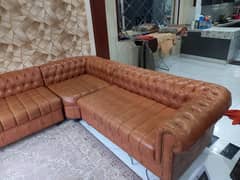 L shape sofa 7 seater  chesterfield  like new conditions leather sofa