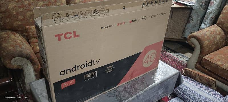 TCL 40" SMART TV 1