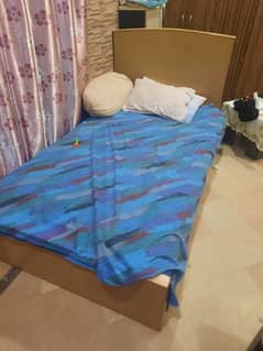 2 Bed set for sale in Lahore without mattress 20000 only
