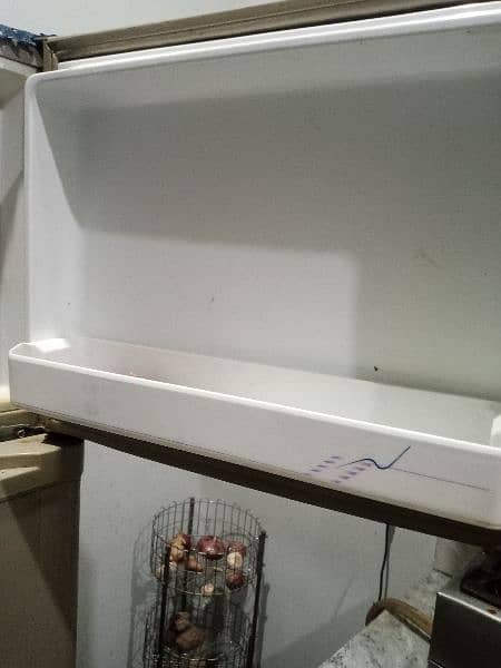 fridge in good condition. medium size. dawlance company. . no repairs 1
