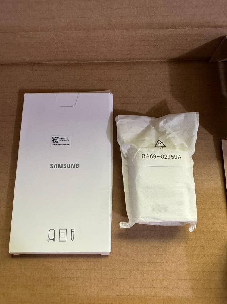 Samsung Galaxy Book3 360 15.6in i5 2-in-1 Laptop (UK model) 17
