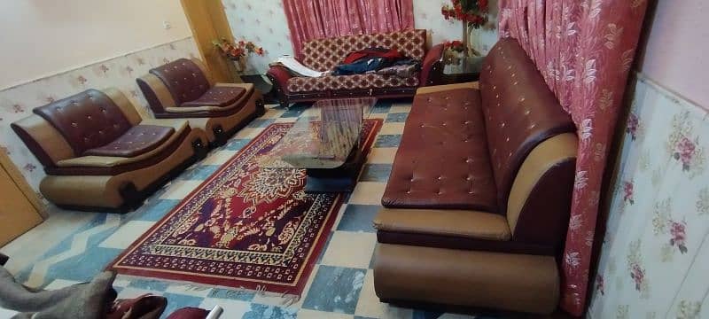 5 Seater Sofa Set in Good Condition 1