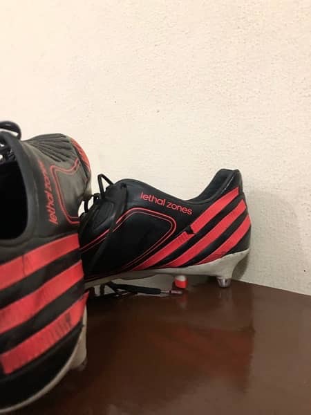 Adidas Predator lethal Zone Football shoe 4