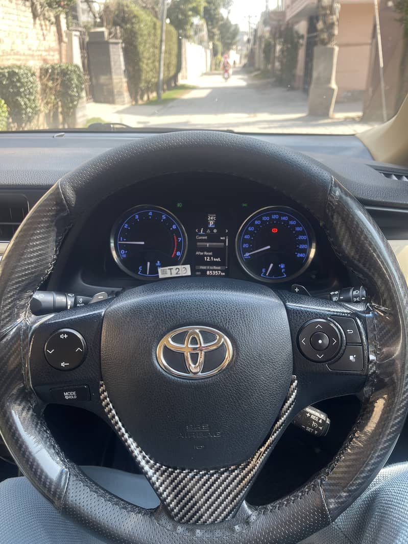 Toyota Altis Grande 2