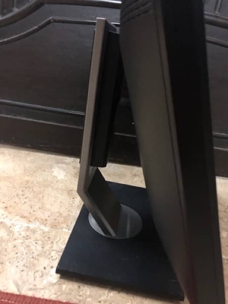 Dell Monitor 20 inch 5