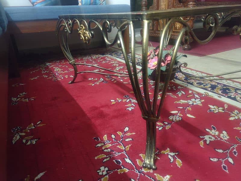 Designer solid Iron center Table for sale with new glass top 3