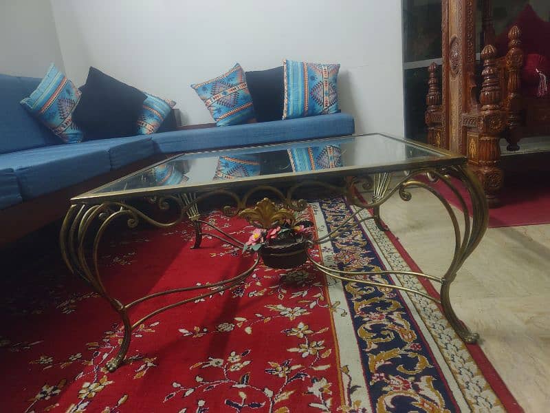 Designer solid Iron center Table for sale with new glass top 4