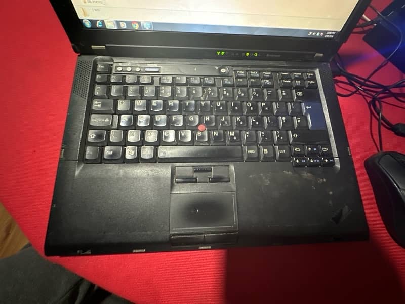 T400 Lenovo 2